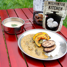 キャンプ×カレー